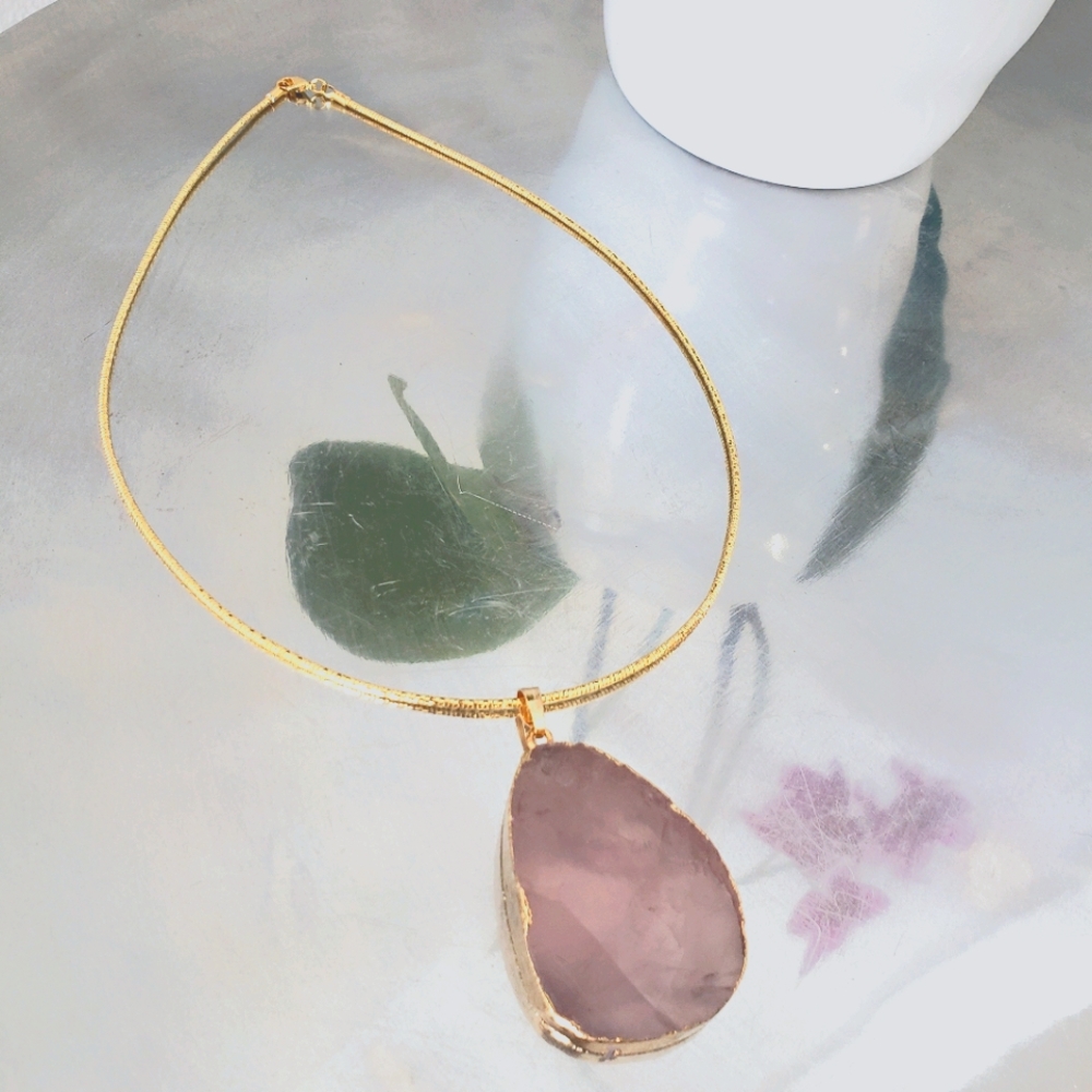 Natural stone necklace